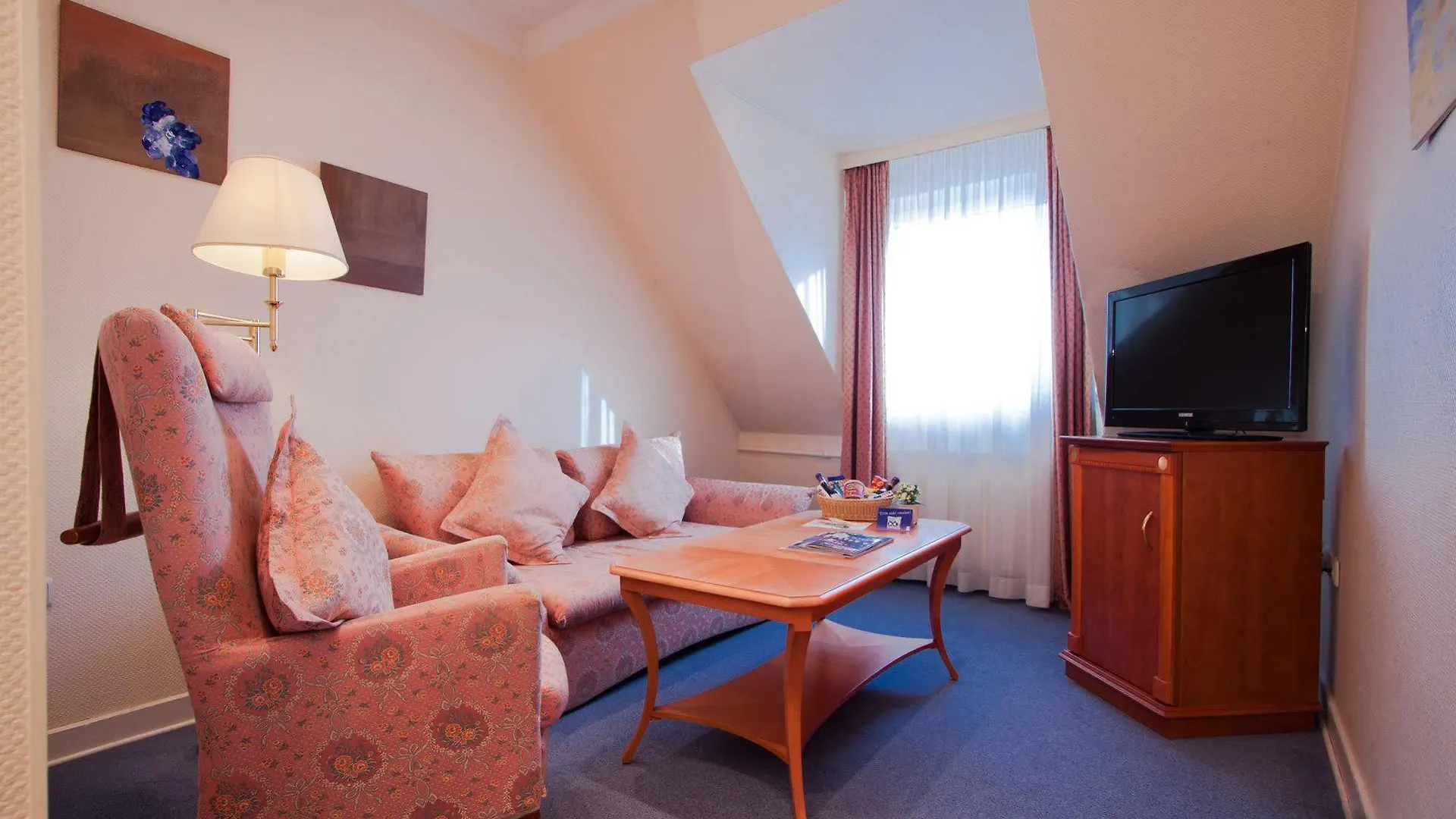 Hotel Savoy Hannover 4*,