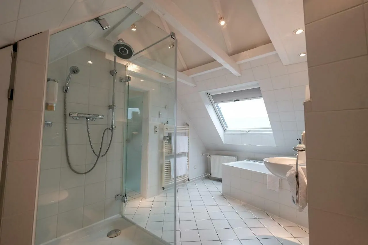 Hotel Savoy Hannover 4*,