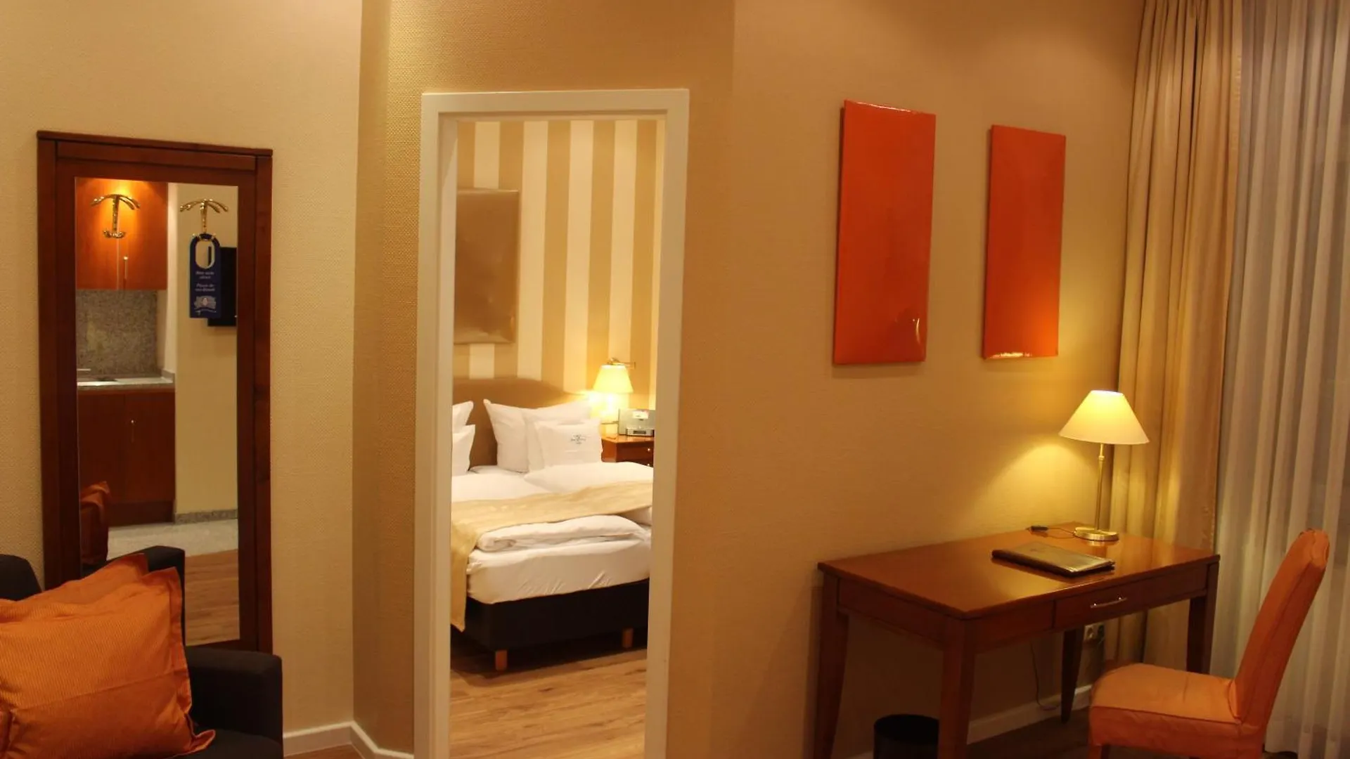 Hotel Savoy Hannover location