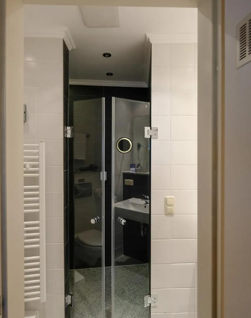 Hotel Savoy Hannover 4*,